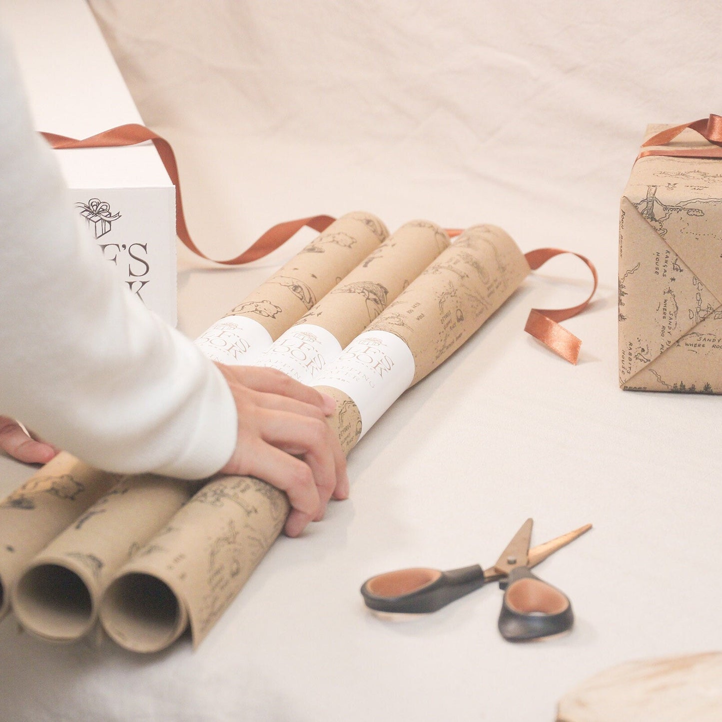 Winnie-the-Pooh Animal Friends Eco Gift Wrapping Paper Rolls | Vintage Classic Recycled Papers for Baby Shower Birthday Gift Wraps